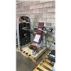 Image 1 : TECHNOGYM SELECTION SHOULDER PRESS MACHINE