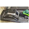 Image 2 : PRO-FORM TRAINER 8/0 TREADMILL WITH POWER CORD (SCREEN & CONTROLS DETACHED, UNKNOWN WORKING