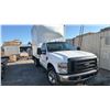 Image 7 : 2009 FORD F350 XL SUPERDUTY, 2DR BOX PICKUP, WHITE, VIN 1FDDF345X9EB11318,