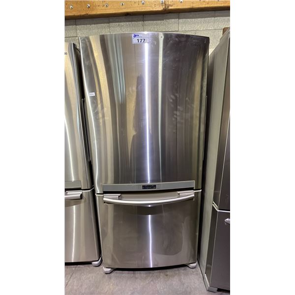 SAMSUNG STAINLESS STEEL SWING OUT FRIDGE WITH ROLLOUT FREEZER 32"W