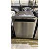 Image 1 : KITCHENAID STAINLESS STEEL DISHWASHER