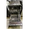 Image 2 : KITCHENAID STAINLESS STEEL DISHWASHER