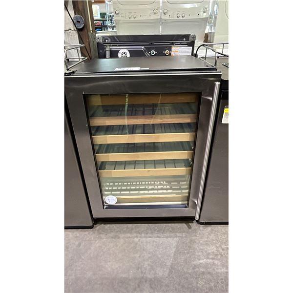 STAINLESS STEEL WINE/BEVERAGE COOLER