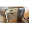 Image 2 : CAMPANA STAINLESS STEEL RANGE HOOD FAN FHWC3075LS WITH BOX