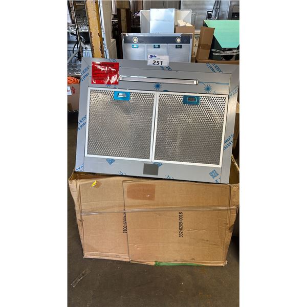 LG STAINLESS STEEL 30" RANGE HOOD FAN LSHD3080ST WITH BOX (DENTED)