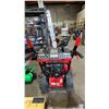 Image 4 : CRAFTSMAN GAS POWERED 28" ELECTRIC START SNOW BLOWER WITH KEY