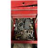 Image 3 : SNAP-ON 9-DRAWER 54" ROLLING METAL TOOL CABINET *TOP RIGHT IS DENTED*