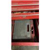 Image 4 : SNAP-ON 9-DRAWER 54" ROLLING METAL TOOL CABINET *TOP RIGHT IS DENTED*