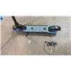 Image 2 : BLUE GOTRAX MINI ELECTRIC SCOOTER FOR KIDS WITH CHARGER