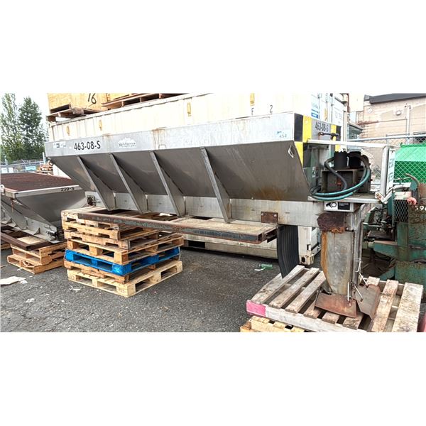 HENDERSON TRUCK MOUNTED SALT SPREADER 10X304SSXHYD 10'