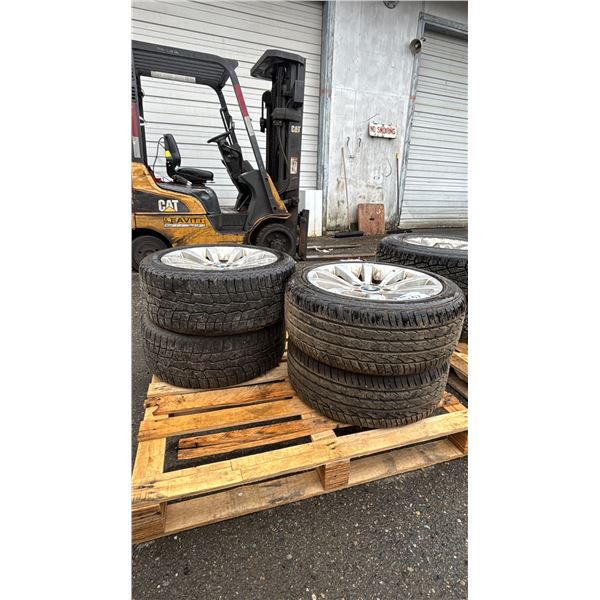 SET OF 4 TOYO OBSERVE GSI-6 HP 215/50R17 95H TIRES MOUNTED ON 5 BOLT METAL BMW RIMS