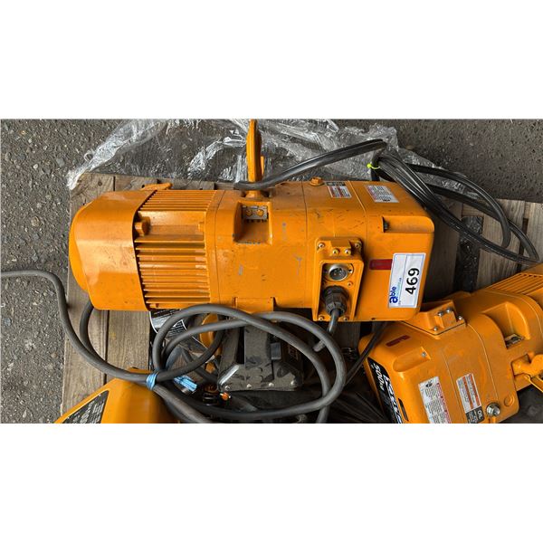KITO 1 TONNE HOIST M#ER20105, S#46688, 220V/3PHASE, 18' LIFT, SINGLE SPEED, GENERIC PENDANT