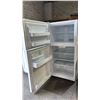 Image 2 : GE 33' WIDE SWING DOOR FRIDGE WITH TOP FREEZER