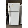 Image 1 : KENMORE 30" WIDE SWING DOOR FRIDGE WITH TOP FREEZER