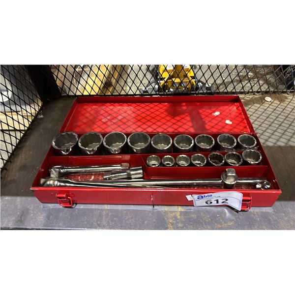 HEAVY DUTY LARGE FORMAT SOCKET WRENCH SET
