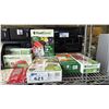 Image 3 : FOODSAVER VACUUM SEALER, ASSORTED FOODSAVER BAGS & BETTY CROCKER PARCHMENT PAPER