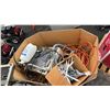 Image 2 : PALLET OF ASSORTED ITEMS INCLUDING; EXTENSION CORDS, BATHROOM CLEANING BRUSHES, COMPRESSED AIR