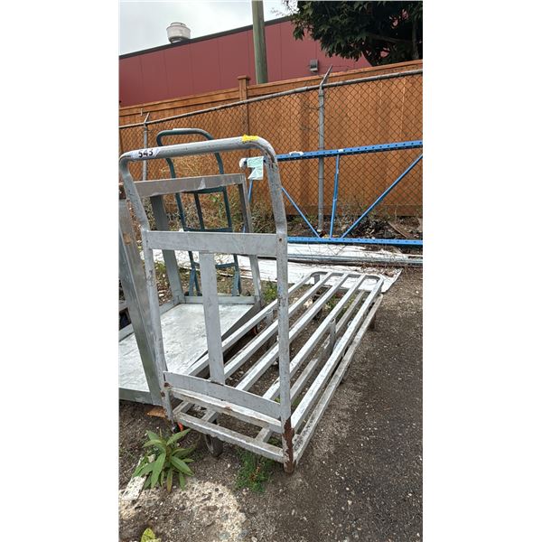 METAL 6-WHEEL PUSH CART
