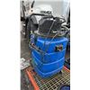 560
