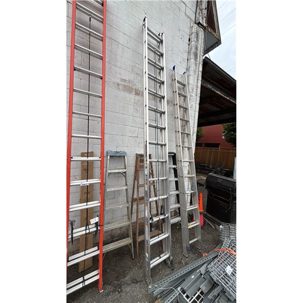 LOUISVILLE 27' ALUMINUM EXTENSION LADDER