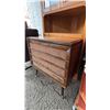 Image 3 : VINTAGE MCM RCA VICTROLA TURNTABLE CABINET