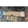 Image 1 : LARGE METAL BUMPER