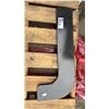 Image 1 : 33.5"L X 1" THICK BEVELED EDGE L-SHAPED METAL PIECE