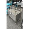 Image 2 : COMMERCIAL STAINLESS STEEL ROLLING UTILITY CART
