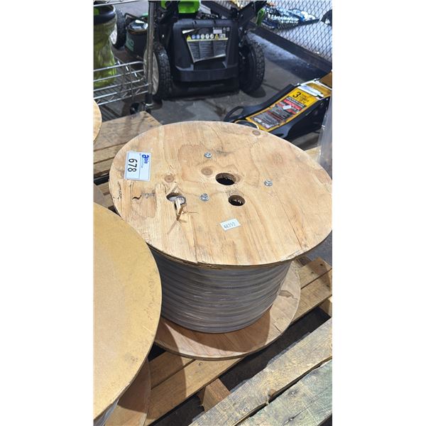 LARGE WOOD SPOOL OF SOUTHWIRE TELCOFLEX IV CENTRAL OFFICE POWER CABLE