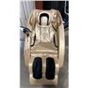 Image 4 : HIGH END ZERO GRAVITY MASSAGE CHAIR WITH TOUCH SCREEN CONTROLS, HEATING, MULTI MASSAGE MODES,