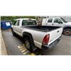 Image 2 : 2014 TOYOTA TACOMA, 2DR EXT CAB PICKUP, WHITE, VIN 5TFUX4EN6EX024181,