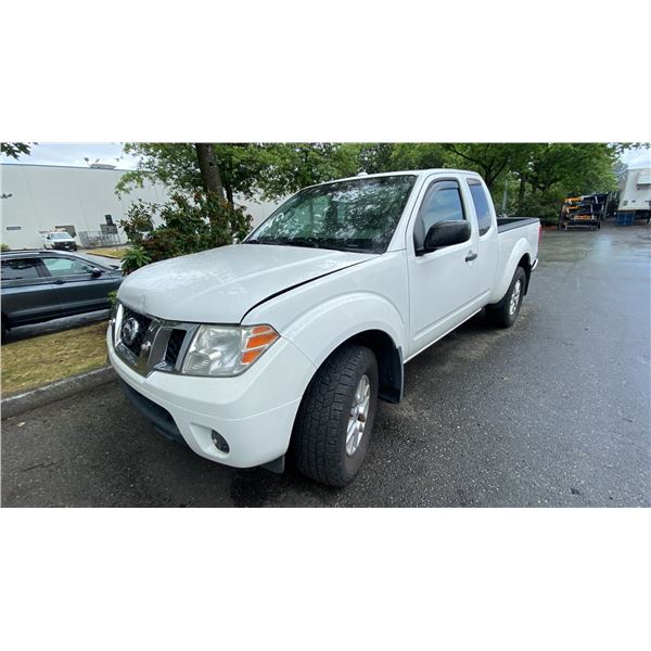 2015 NISSAN FRONTIER SV, 2DR EXT CAB PICKUP, WHITE, VIN 1N6AD0CW4FN755783,