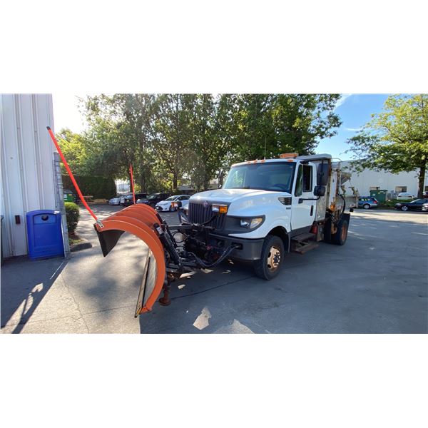 2014 INTERNATIONAL TERRA STAR, 2DR DUMP TRUCK, WHITE, VIN 1HTKPSKKXEH786951,