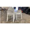 Image 3 : STACK OF 6 WHITE PLASTIC COMMERCIAL CURVED BACK OUTDOOR PATIO CAFE CHAIRS