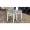 Image 3 : STACK OF 6 WHITE PLASTIC COMMERCIAL CURVED BACK OUTDOOR PATIO CAFE CHAIRS