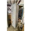 Image 4 : GLOBAL INDUSTRIAL GREY METAL 2 DOOR COMMERCIAL STORAGE LOCKER SECTION 18"W X 18"D X 77"H