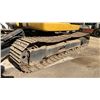 Image 12 : MIDSIZE YELLOW EXCAVATOR  VIN- N/A, HOURS UNKNOWN, DIESEL (D), HAS KEYS,