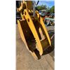 Image 14 : MIDSIZE YELLOW EXCAVATOR  VIN- N/A, HOURS UNKNOWN, DIESEL (D), HAS KEYS,