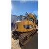Image 3 : MIDSIZE YELLOW EXCAVATOR  VIN- N/A, HOURS UNKNOWN, DIESEL (D), HAS KEYS,