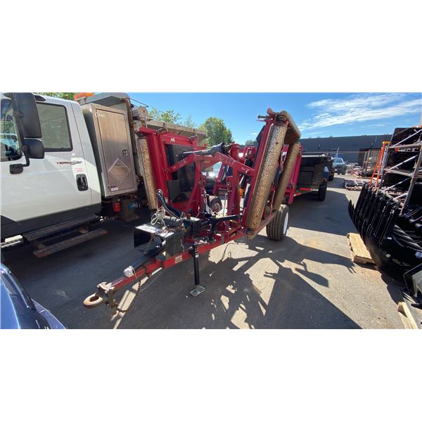 2014 PROGRESSIVE ROTARY FINISHING MOWER TDR1Z, SINGLE AXLE TRAILER, RED, VIN 1312033B,