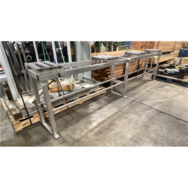 MATHEWS CONVEYOR COMPANY 3 STATION COMMERCIAL ALUMINUM 138"L X 16"W X 36"H EQUIPMENT CONVEYOR STAND