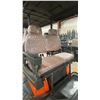 Image 6 : GC22S 4-SEAT ELECTRIC GOLF CART *ORANGE* 43KM TOP SPEED, REAR WHEEL DRIVE, 9" MULTIMEDIA SYSTEM,