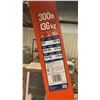 Image 3 : WERNER PODIUM MAX 6' ORANGE CARBON FIBER INDUSTRIAL PLATFORM LADDER