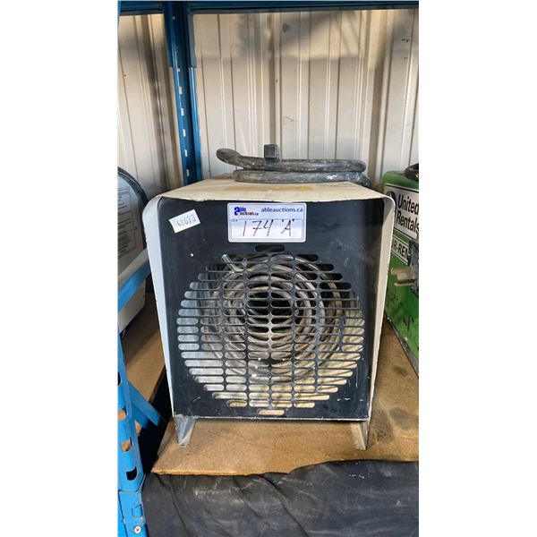 PATRON E9 WHITE 240V INDUSTRIAL / COMMERCIAL ELECTRIC PORTABLE AIR HEATER