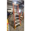 Image 1 : WERNER PODIUM 4' ORANGE CARBON FIBER INDUSTRIAL PLATFORM LADDER