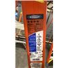 Image 3 : WERNER PODIUM 4' ORANGE CARBON FIBER INDUSTRIAL PLATFORM LADDER
