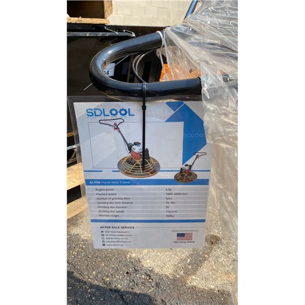 SDLOOL SL90B 6.5HP HAND HELD TROWEL WITH 35" GRINDING DISC DIAMETER, MACHINE WEIGHS APPROX 150 LBS