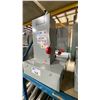Image 2 : 4 EATON HEAVY DUTY ELECTRIC INDUSTRIAL 30 AMP SAFETY SHUT-OFF SWITCHES