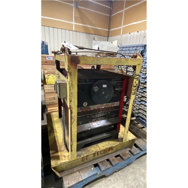 LINCOLN ELECTRIC IDEALARC 250 INDUSTRIAL WELDING POWER SOURCE *NO GROUND, CABLES, OR STINGER* IN