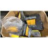 Image 6 : PALLET OF FLEXIBLE CHIP SEAL MARKERS, 3M REFLECTIVE MARKERS, & BOXES OF HENRY FLEXIBLE DOT STICK
